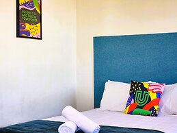 Urban Lounge Sleepery Carterton