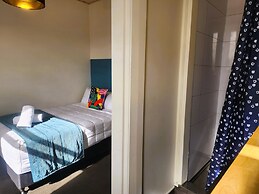 Urban Lounge Sleepery Carterton