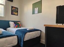 Urban Lounge Sleepery Carterton