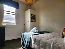 Urban Lounge Sleepery Carterton