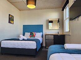 Urban Lounge Sleepery Carterton