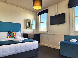 Urban Lounge Sleepery Carterton