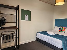 Urban Lounge Sleepery Carterton