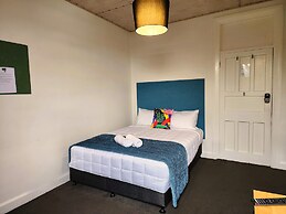 Urban Lounge Sleepery Carterton