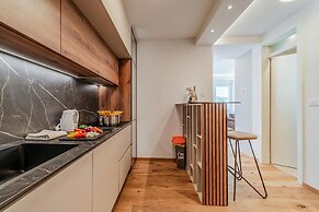 Aurora Park View Apartment