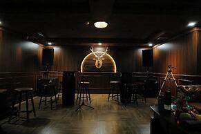 Westlake Pearl Suites 2 - Pegasy Group