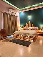 Motwani Stays By Dr Richa Motwani