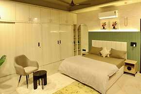 Motwani Stays By Dr Richa Motwani