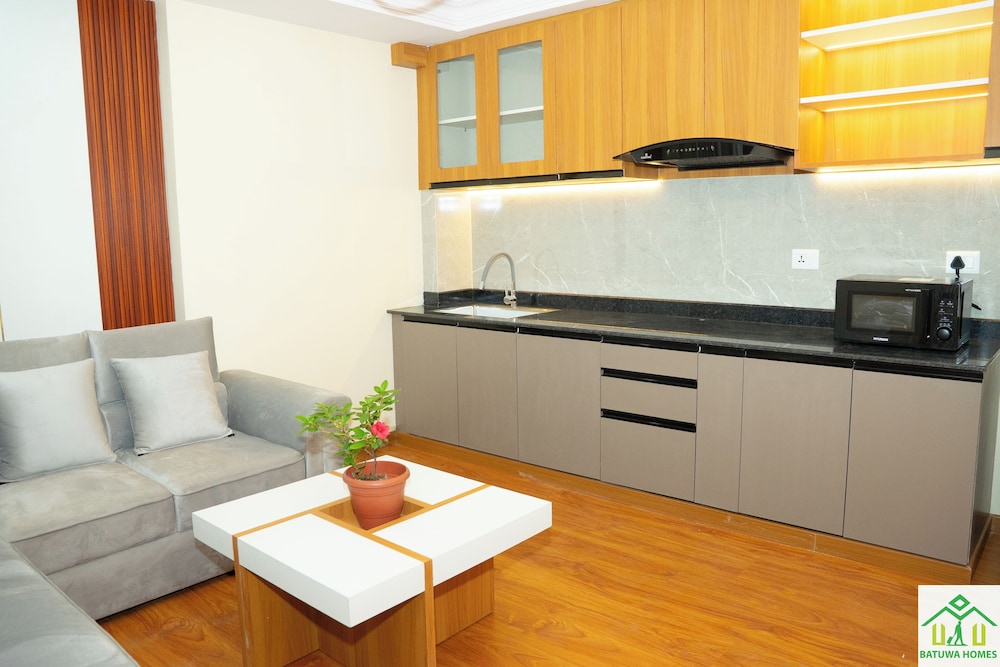 Batuwa Homes