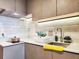 Golden By SanLiving - 2BR - PIK