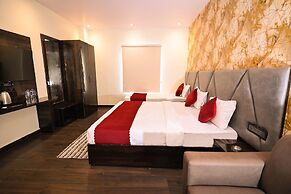 Madhuram Hotel