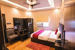 Madhuram Hotel