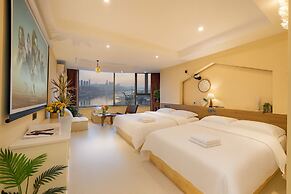 Chongqing City Center River View B&B