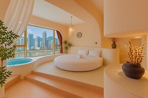 Chongqing City Center River View B&B