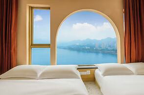 Chongqing City Center River View B&B