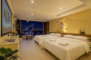 Chongqing City Center River View B&B