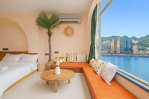 Chongqing City Center River View B&B
