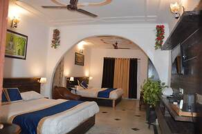 Himalayan Retreat Neelkanth