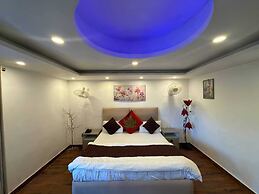 Himalayan Retreat Neelkanth