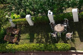 Himalayan Retreat Neelkanth