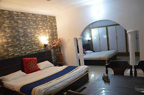 Himalayan Retreat Neelkanth