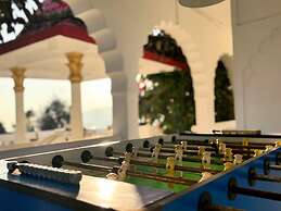 Himalayan Retreat Neelkanth