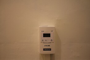 THE LOFT 6