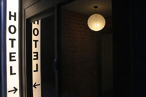 THE LOFT 6