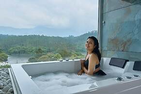 Eve Munnar Luxury Resort & Spa