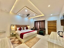 The White Rain Hotel