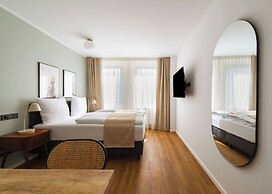 Limehome Leverkusen Wiesdorfer Platz
