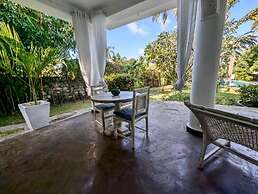 White Nyumba Malindi
