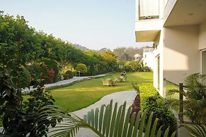 Corbett The Regnum Resort