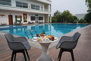 Corbett The Regnum Resort