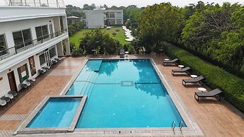 Corbett The Regnum Resort