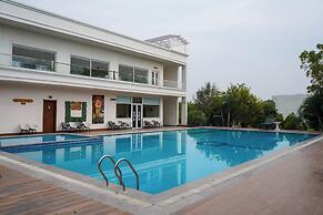 Corbett The Regnum Resort