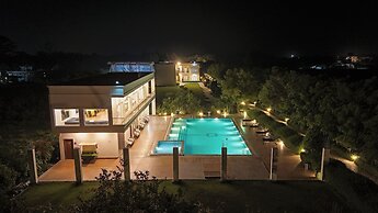 Corbett The Regnum Resort