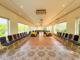 Corbett The Regnum Resort