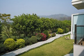 Corbett The Regnum Resort