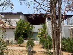 Tuli Veer Bagh Resort & Spa