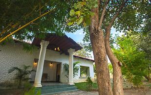 Tuli Veer Bagh Resort & Spa