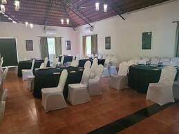 Tuli Veer Bagh Resort & Spa