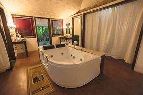 Tuli Veer Bagh Resort & Spa