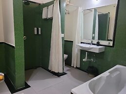 Tuli Veer Bagh Resort & Spa