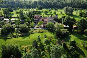 HouSmart Nuova Estense 611 Golf Club