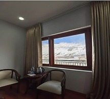 The Zurfi's Hotel