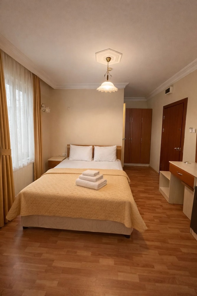 Coskun Sarkoy Hotel
