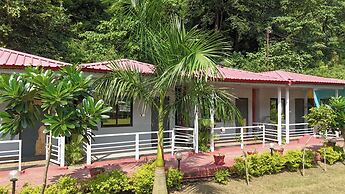 Ekantam Riverside Resort