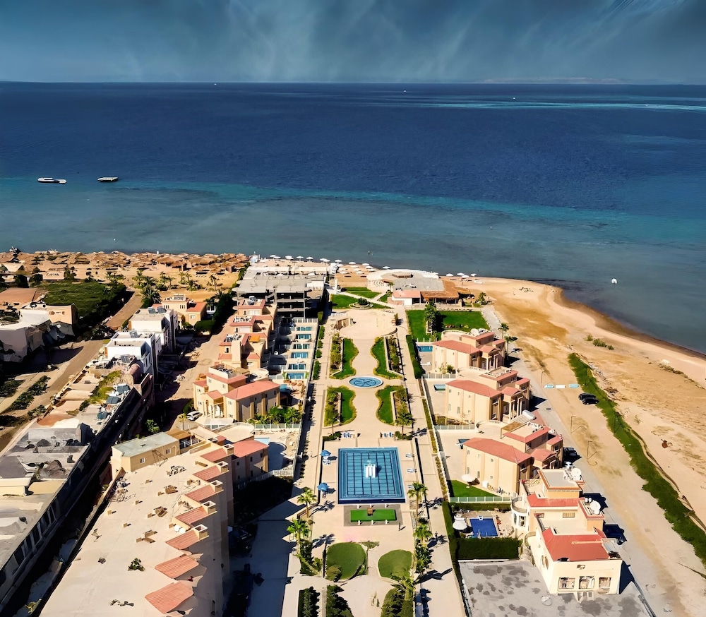 Arena Beach Resort