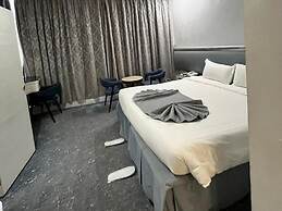 Monatana Golden Hotel